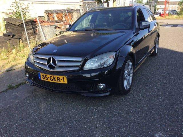 Mercedes-Benz C-Klasse 220 cdi - Voiture: photos 1 Mercedes-Benz C-Klasse 220 cdi - Voiture: photos 1