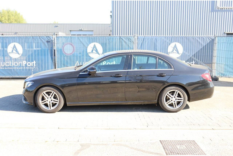 Mercedes-Benz E-Klasse 200 D - Berline: photos 2 Mercedes-Benz E-Klasse 200 D - Berline: photos 2