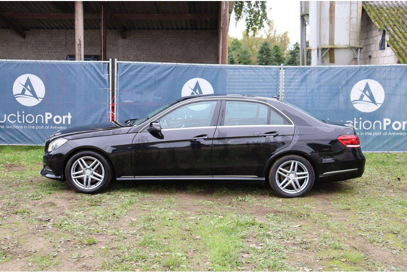 Mercedes-Benz E-Klasse 350 BLUETEC - Berline: photos 2 Mercedes-Benz E-Klasse 350 BLUETEC - Berline: photos 2