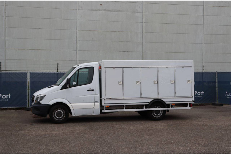 Mercedes-Benz Sprinter - Fourgon grand volume: photos 1 Mercedes-Benz Sprinter - Fourgon grand volume: photos 1