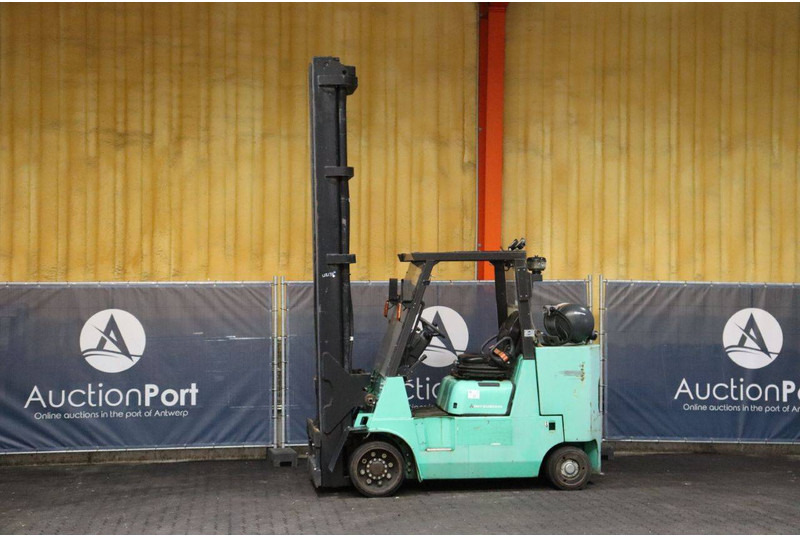 Mitsubishi  - Chariot élévateur à gaz: photos 1 Mitsubishi  - Chariot élévateur à gaz: photos 1