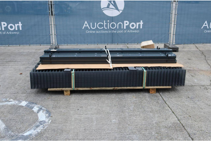 ModelX - Accumulateur: photos 2 ModelX - Accumulateur: photos 2