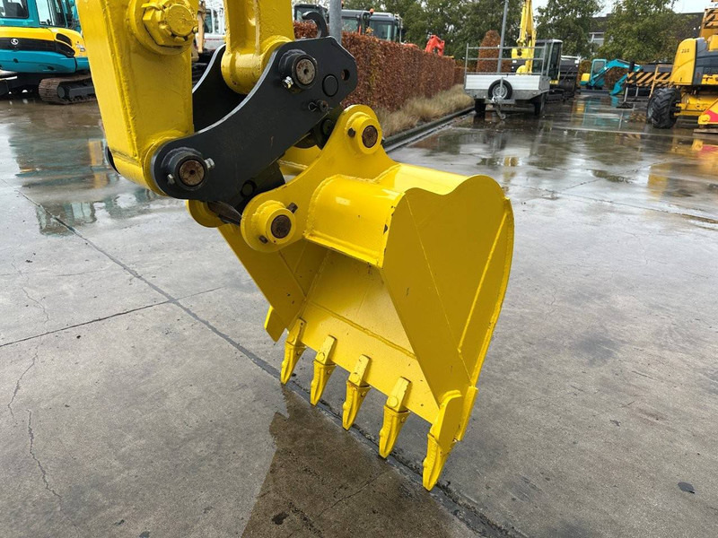 Pelle sur chenille Neuson 8003: photos 10 Pelle sur chenille Neuson 8003: photos 10