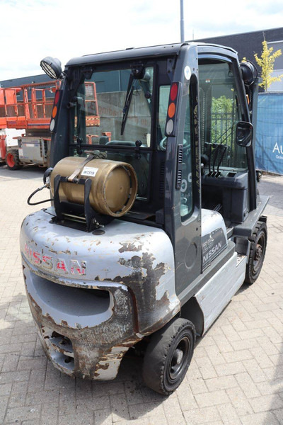 Chariot élévateur à gaz Nissan UD02A25PQ: photos 6