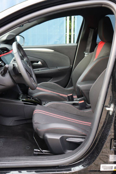 Berline Opel Corsa: photos 17