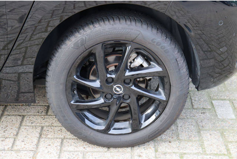 Berline Opel Corsa: photos 13