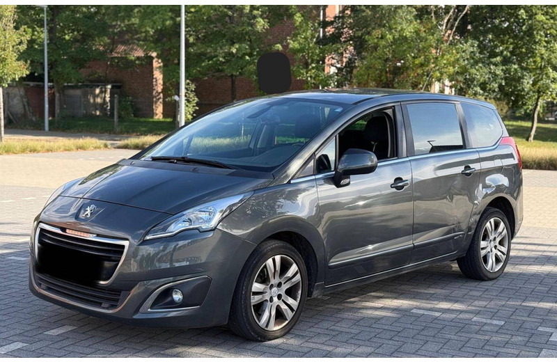 Peugeot 5008 (I - phase 2) 2.0 HDi - Berline: photos 1 Peugeot 5008 (I - phase 2) 2.0 HDi - Berline: photos 1