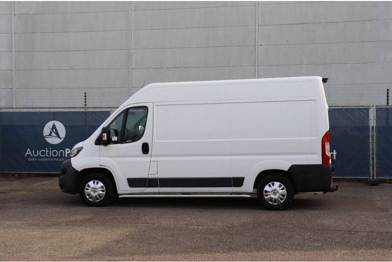 Peugeot Boxer - Fourgon utilitaire: photos 3 Peugeot Boxer - Fourgon utilitaire: photos 3