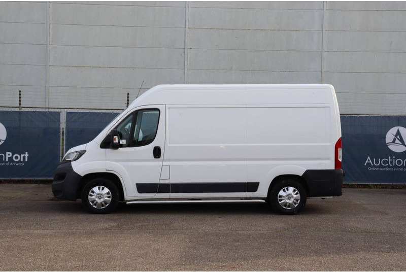 Peugeot Boxer - Fourgon utilitaire: photos 2 Peugeot Boxer - Fourgon utilitaire: photos 2