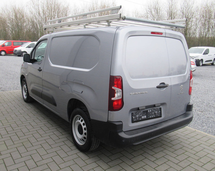 Peugeot Partner 1.5 BlueHDi Automatic - Fourgon utilitaire: photos 3 Peugeot Partner 1.5 BlueHDi Automatic - Fourgon utilitaire: photos 3