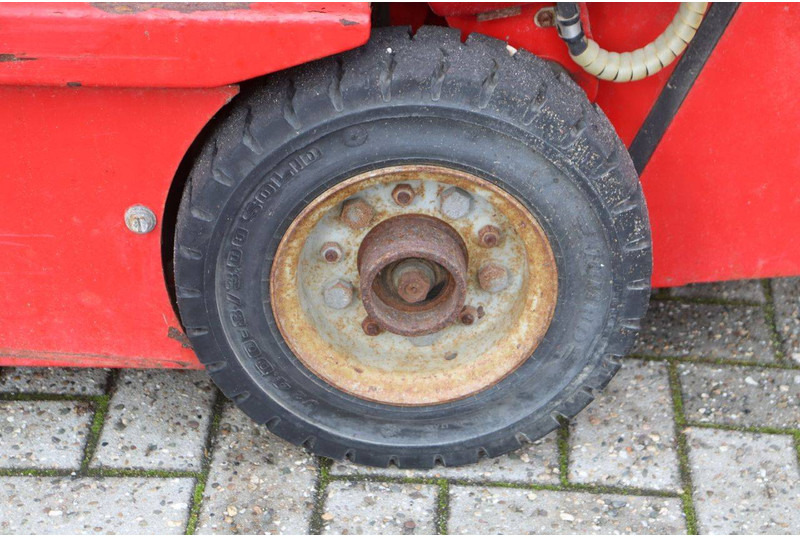 Balayeuse de voirie RCM R mille D: photos 13