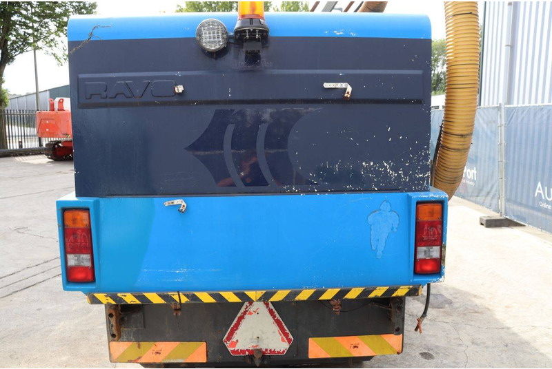 Ravo 5002 SI - Balayeuse de voirie: photos 5 Ravo 5002 SI - Balayeuse de voirie: photos 5