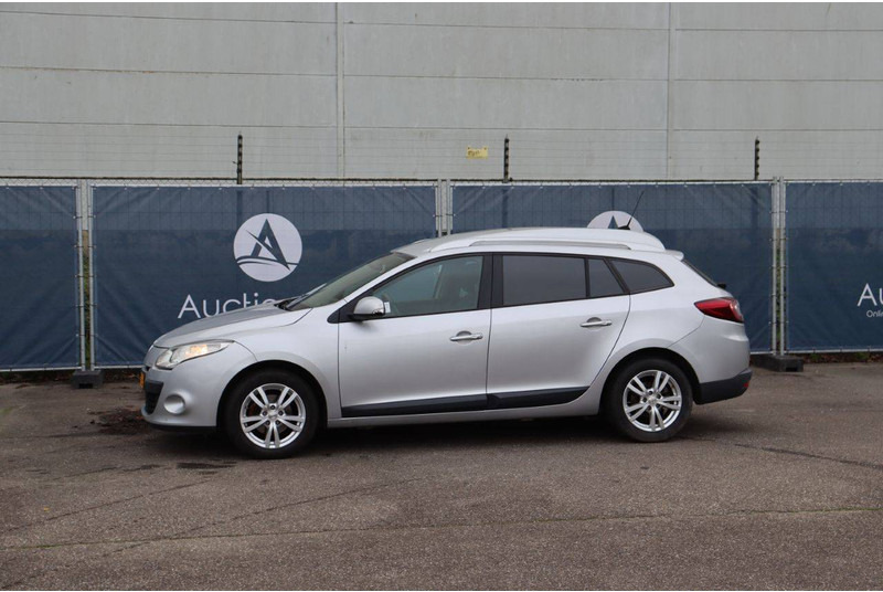 Renault Mégane - Berline: photos 1 Renault Mégane - Berline: photos 1