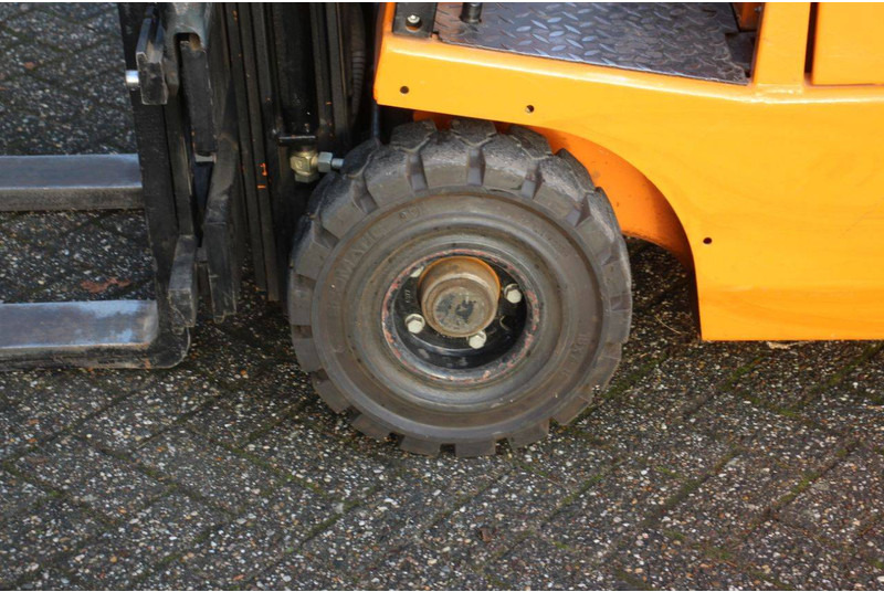 Chariot élévateur électrique Still 55D-SS: photos 12 Chariot élévateur électrique Still 55D-SS: photos 12