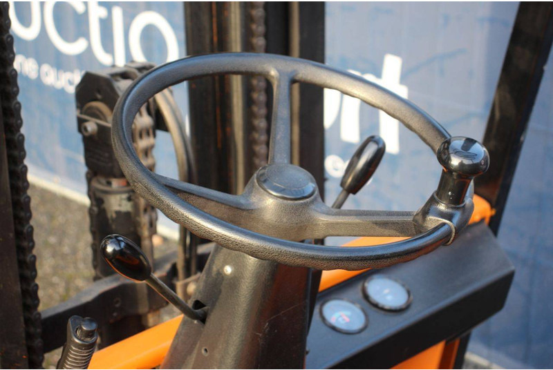 Chariot élévateur électrique Still 55D-SS: photos 18 Chariot élévateur électrique Still 55D-SS: photos 18