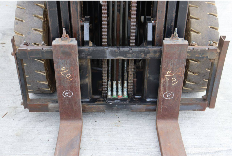 Chariot élévateur à gaz TCM TCM-FG25T-3: photos 12