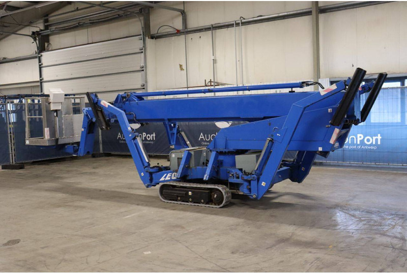 Teupen LEO 25T - Nacelle articulée: photos 4 Teupen LEO 25T - Nacelle articulée: photos 4