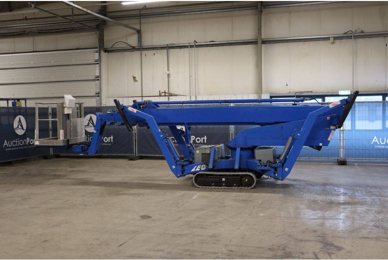 Teupen LEO 25T - Nacelle articulée: photos 3 Teupen LEO 25T - Nacelle articulée: photos 3