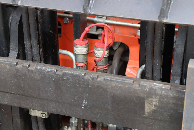 Chariot élévateur électrique Toyota 8FBEK18T: photos 12 Chariot élévateur électrique Toyota 8FBEK18T: photos 12