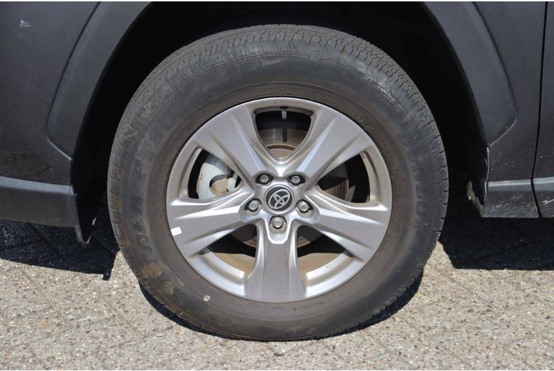 Berline Toyota RAV4 XLE AWD: photos 12