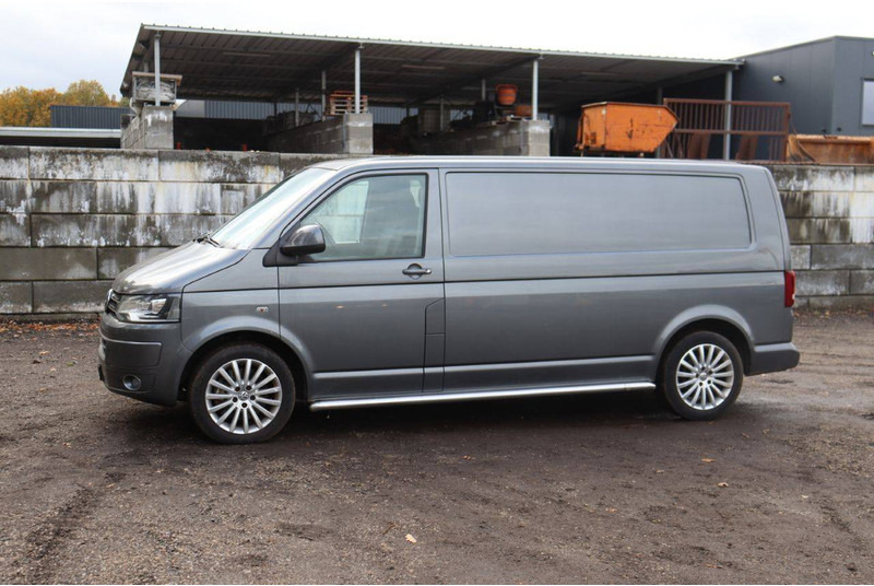 Volkswagen Transporter - Fourgon utilitaire: photos 1 Volkswagen Transporter - Fourgon utilitaire: photos 1