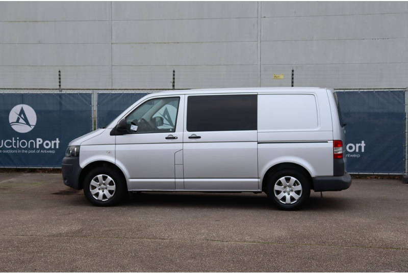 Volkswagen Transporter T5 - Fourgon utilitaire: photos 3 Volkswagen Transporter T5 - Fourgon utilitaire: photos 3