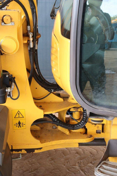 Chargeuse sur pneus Volvo L25F-P: photos 14