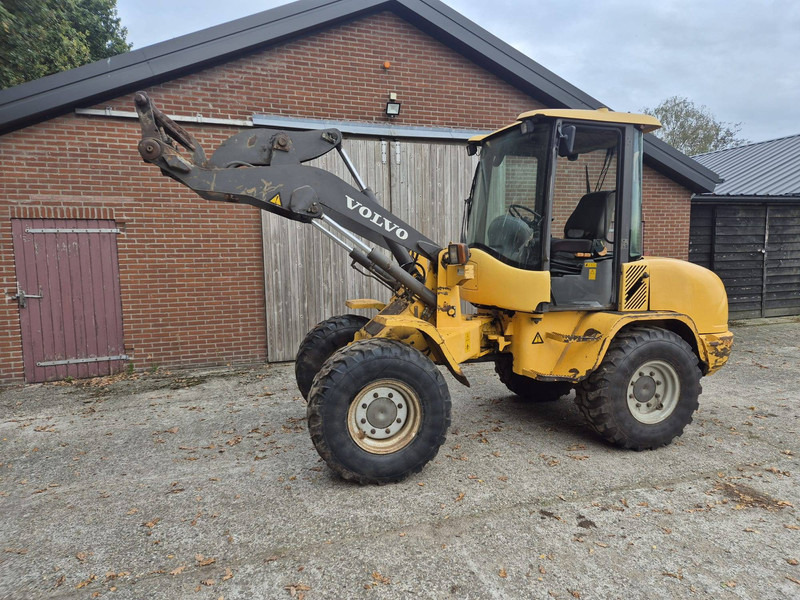 Volvo L30B-Z/SX - Chargeuse sur pneus: photos 1 Volvo L30B-Z/SX - Chargeuse sur pneus: photos 1