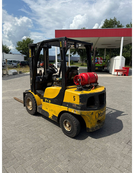 Yale GLP30VX F2195 - Chariot élévateur à gaz: photos 4 Yale GLP30VX F2195 - Chariot élévateur à gaz: photos 4