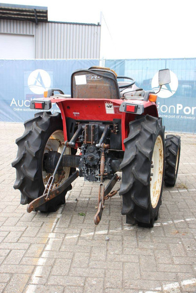 Yanmar F-180 - Tracteur agricole: photos 5 Yanmar F-180 - Tracteur agricole: photos 5