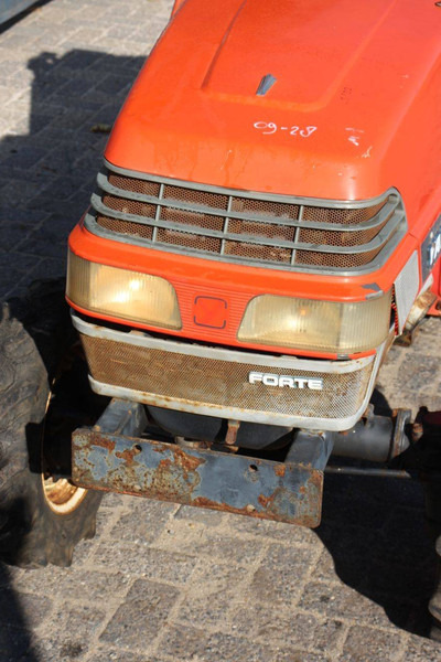 Tracteur agricole Yanmar F-6: photos 9