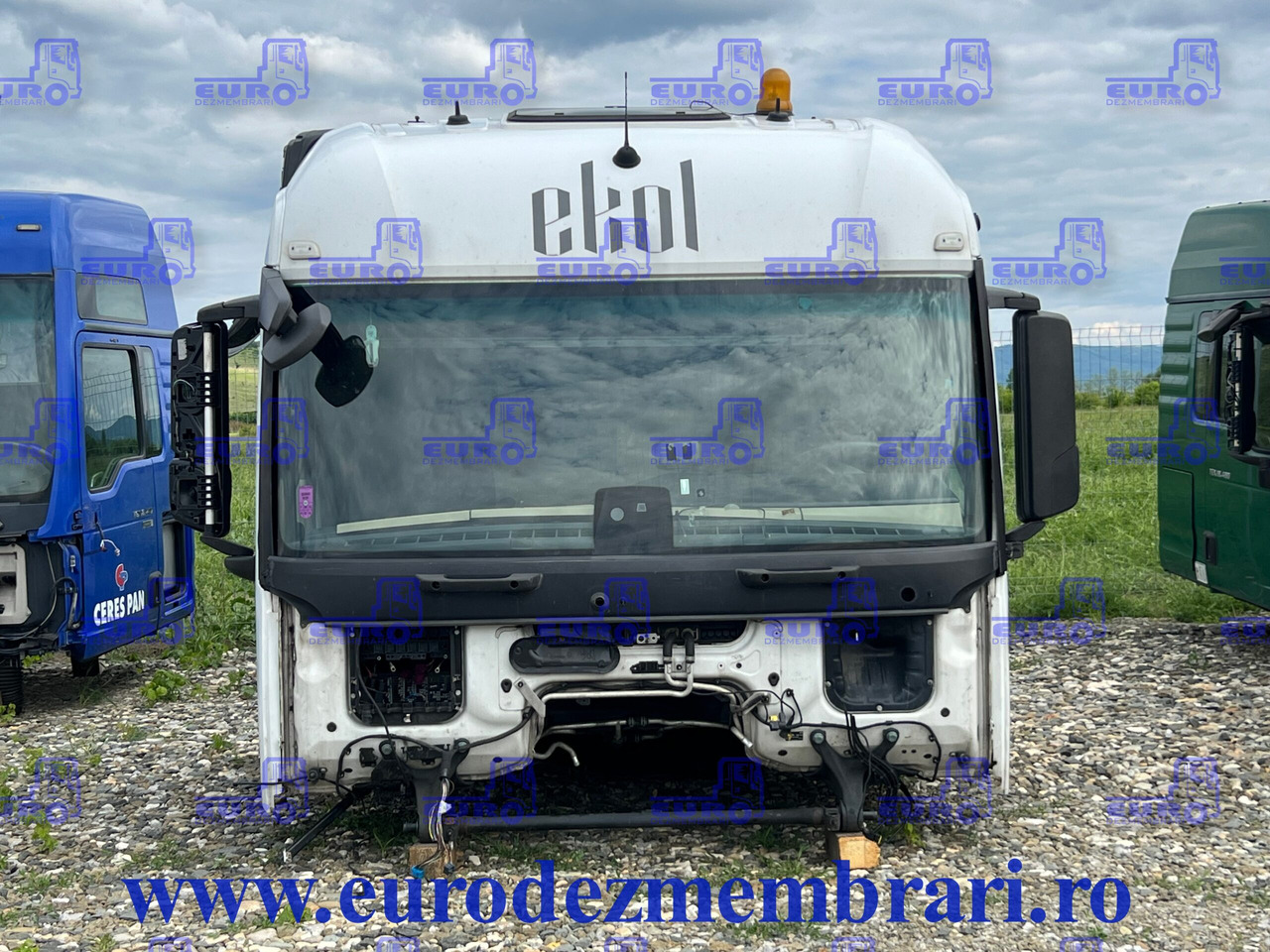 CABINA STREAMSPACE 2.5 MERCEDES ACTROS MP4 - Cabine pour Camion: photos 1 CABINA STREAMSPACE 2.5 MERCEDES ACTROS MP4 - Cabine pour Camion: photos 1