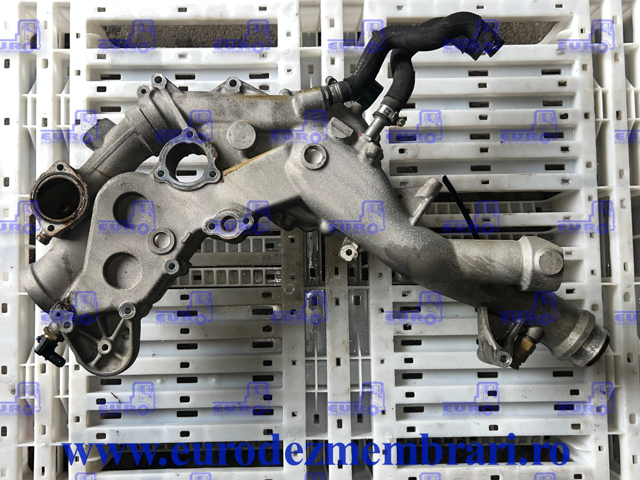 CARCASA POMPA APA MAN TGX D3876 51.06500.7130, 51.06330.5095, 51.06330.3069, 51.06302.3609 - Pompe à liquide de refroidissement pour Camion: photos 2 CARCASA POMPA APA MAN TGX D3876 51.06500.7130, 51.06330.5095, 51.06330.3069, 51.06302.3609 - Pompe à liquide de refroidissement pour Camion: photos 2