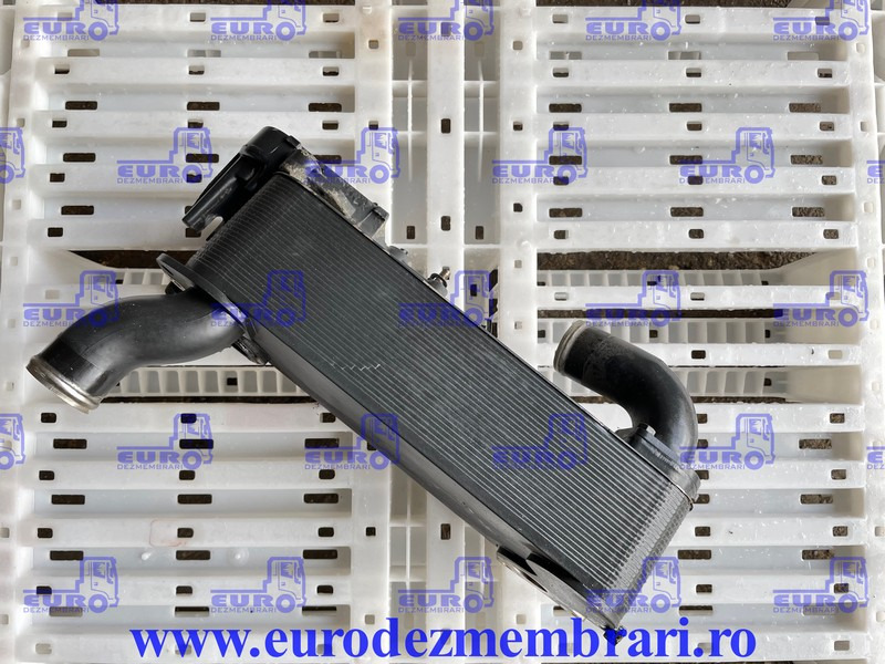RADIATOR ULEI INTARDER TRAXON IVECO S-WAY 0501221840 - Radiateur d'huile pour Camion: photos 1 RADIATOR ULEI INTARDER TRAXON IVECO S-WAY 0501221840 - Radiateur d'huile pour Camion: photos 1