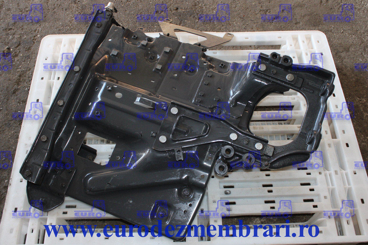 SUPORT APARATOARE NOROI AXA FATA STANGA SCANIA 2608169 2612385 2571819 - Essieu avant pour Camion: photos 2 SUPORT APARATOARE NOROI AXA FATA STANGA SCANIA 2608169 2612385 2571819 - Essieu avant pour Camion: photos 2