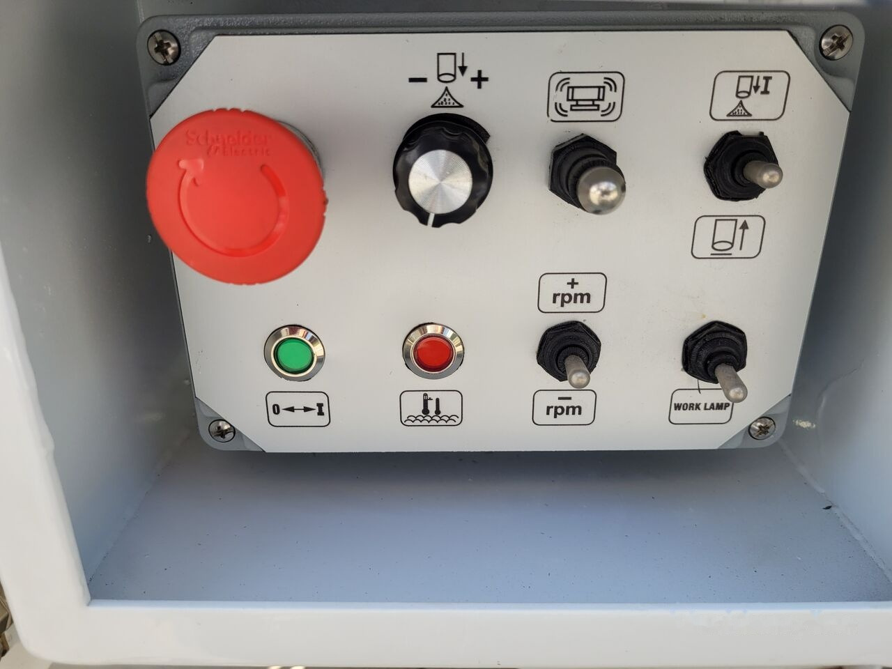 Camion pompe neuf MERCEDES-BENZ New BMS BLP 14-09 on chassis: photos 17