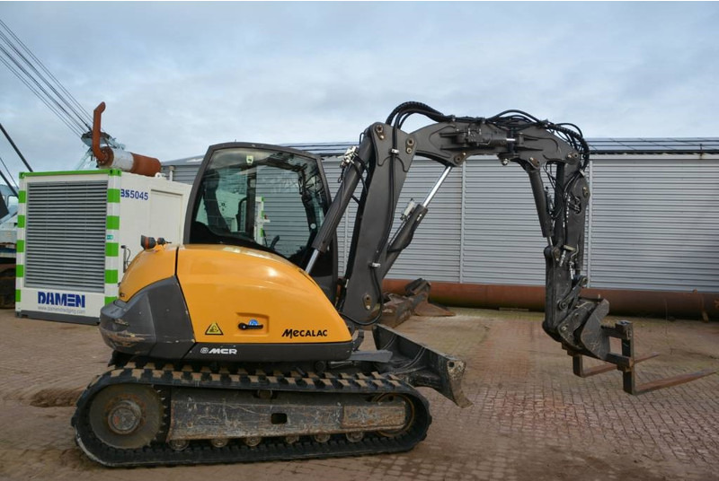 Mecalac 8 MCR - Mini pelle: photos 5 Mecalac 8 MCR - Mini pelle: photos 5