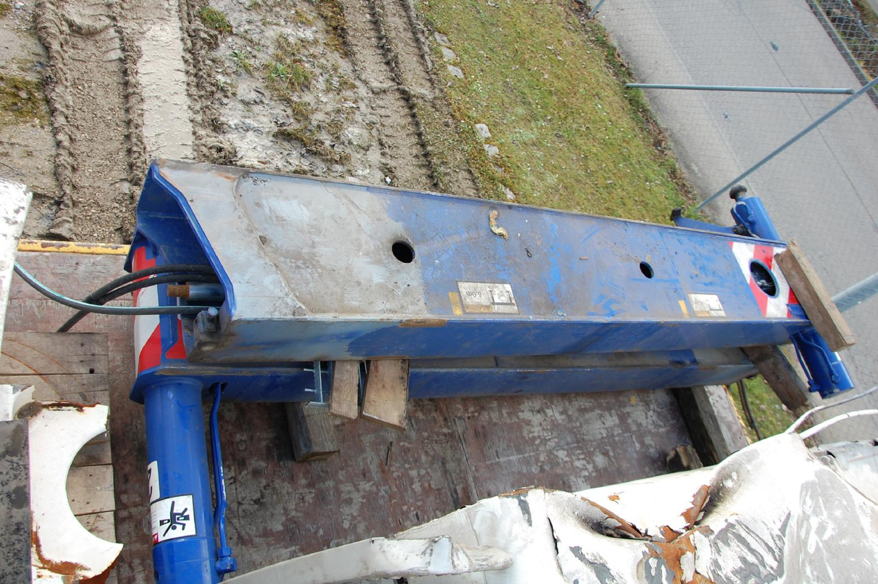 Liebherr Zubehör = LTM 1030-2.1 / diverse Teile und Komponenten - Pièces de rechange pour Engins de chantier: photos 2 Liebherr Zubehör = LTM 1030-2.1 / diverse Teile und Komponenten - Pièces de rechange pour Engins de chantier: photos 2