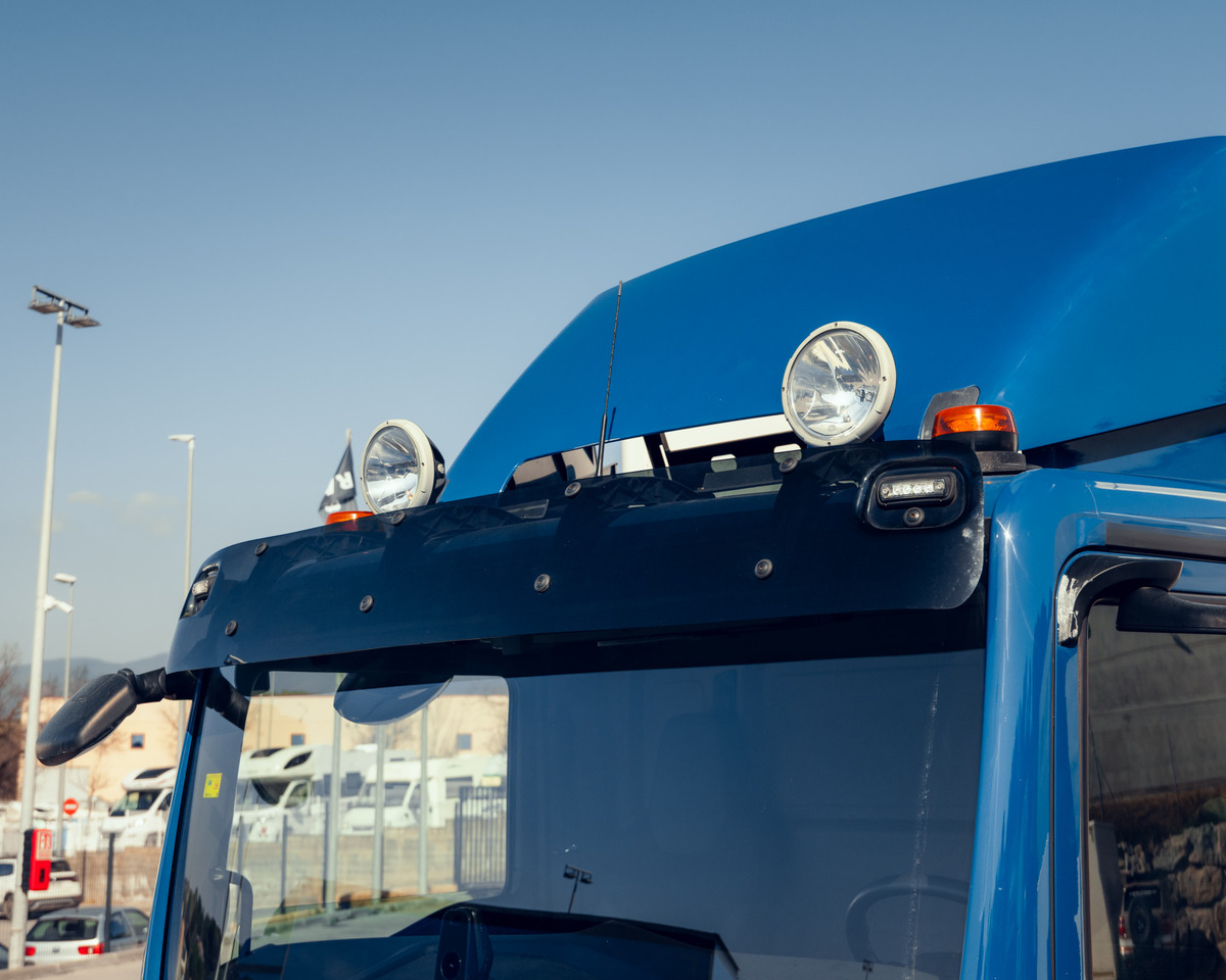 MAN 12.220 TGL E6 (VAN) - Camion fourgon: photos 5 MAN 12.220 TGL E6 (VAN) - Camion fourgon: photos 5