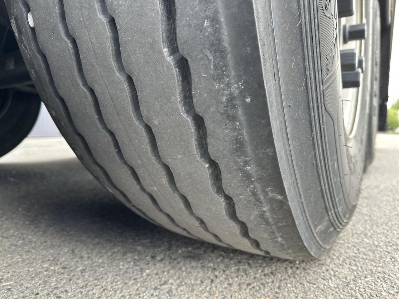 SCHMITZ SKO 24 - Semi-remorque frigorifique: photos 2 SCHMITZ SKO 24 - Semi-remorque frigorifique: photos 2