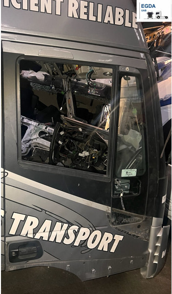 Iveco Stralis - Portière et pièces: photos 1 Iveco Stralis - Portière et pièces: photos 1