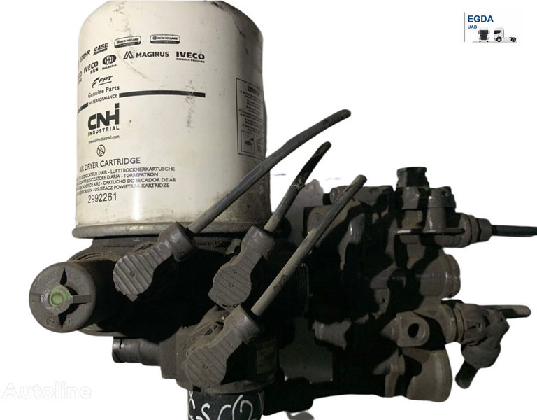 KNORR-BREMSE STRALIS 6 - Compresseur de climatisation: photos 1 KNORR-BREMSE STRALIS 6 - Compresseur de climatisation: photos 1