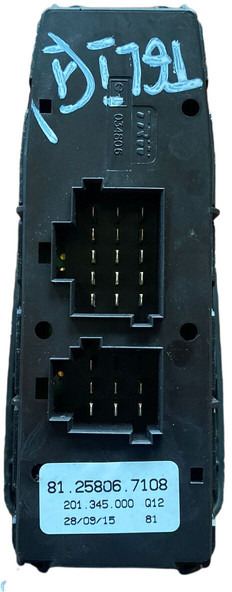 MAN 2016 - Panel de instrumentos: photos 2 MAN 2016 - Panel de instrumentos: photos 2