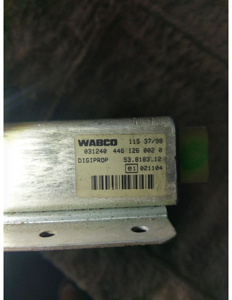 MAN Voith Retarder 4461260020 - Bloc de gestion: photos 2 MAN Voith Retarder 4461260020 - Bloc de gestion: photos 2