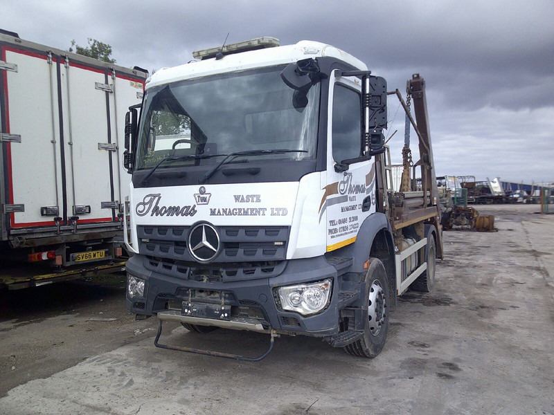 Mercedes-Benz Antos - Cabine et intérieur: photos 3 Mercedes-Benz Antos - Cabine et intérieur: photos 3