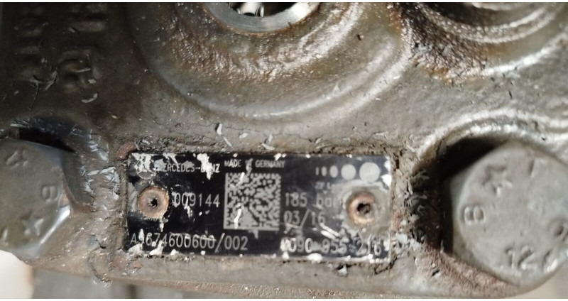 Mercedes-Benz Atego - Colonne de direction: photos 2 Mercedes-Benz Atego - Colonne de direction: photos 2