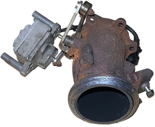 Mercedes-Benz MP5 - Système d'échappement: photos 3 Mercedes-Benz MP5 - Système d'échappement: photos 3