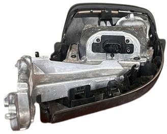 Mercedes-Benz MP5 - Système électrique: photos 4 Mercedes-Benz MP5 - Système électrique: photos 4