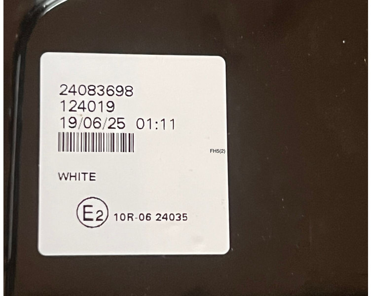 Volvo FH5/Aero - Pièces de rechange: photos 3 Volvo FH5/Aero - Pièces de rechange: photos 3