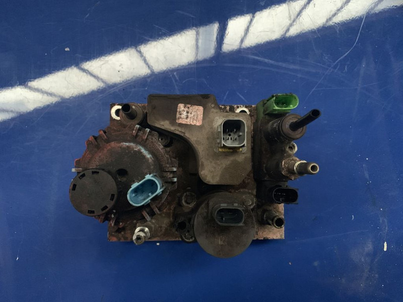 Volvo FH - Pompe à carburant: photos 2 Volvo FH - Pompe à carburant: photos 2